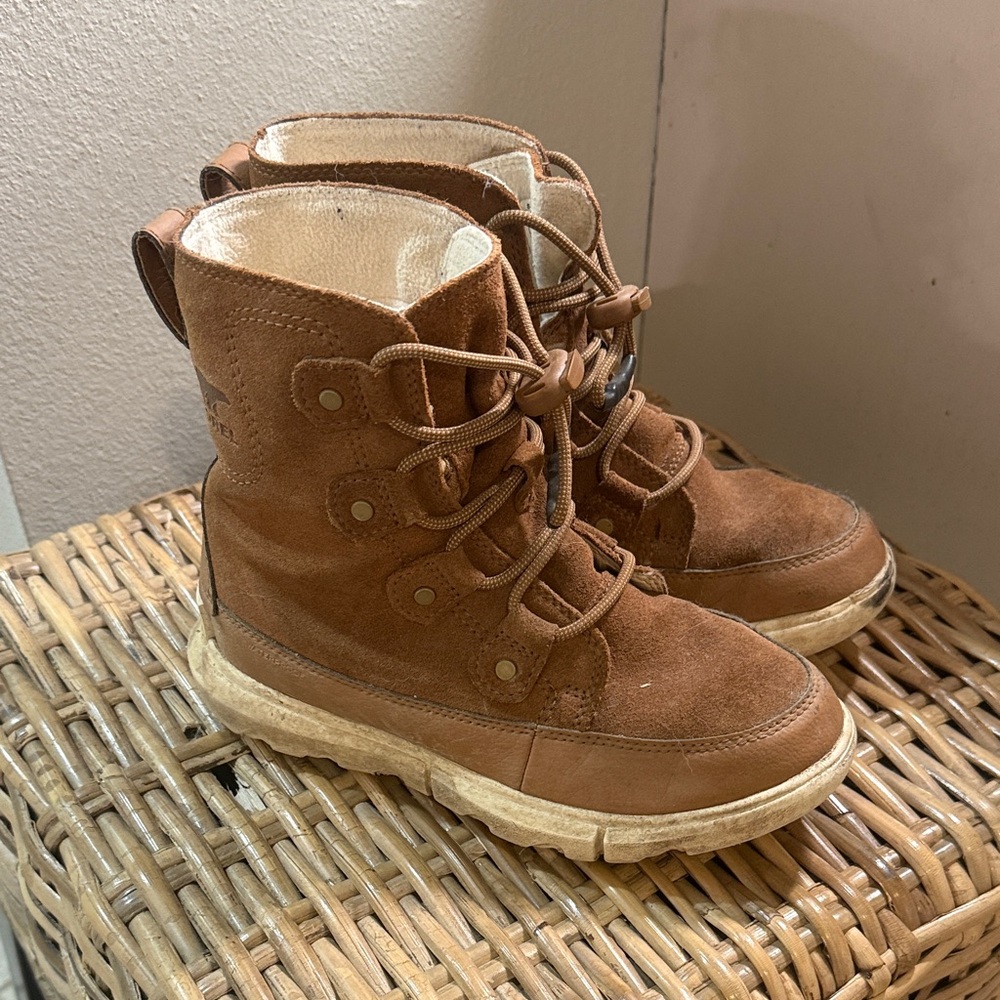 Sorel Kids Tan Brown Suede Lace-Up Boots